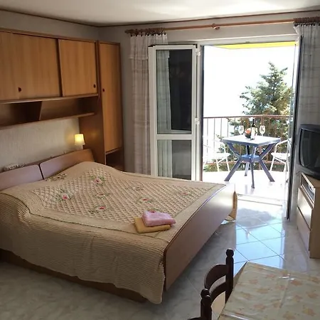 Apartment Bertossin Rovini Mošćenička Draga Habitación foto